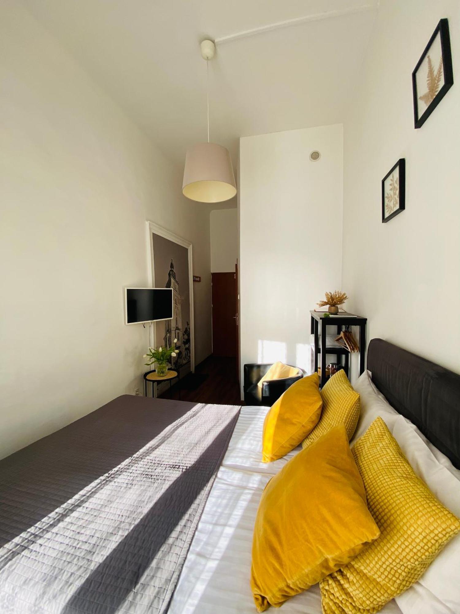 Krakow Apartments & Rooms Exterior photo